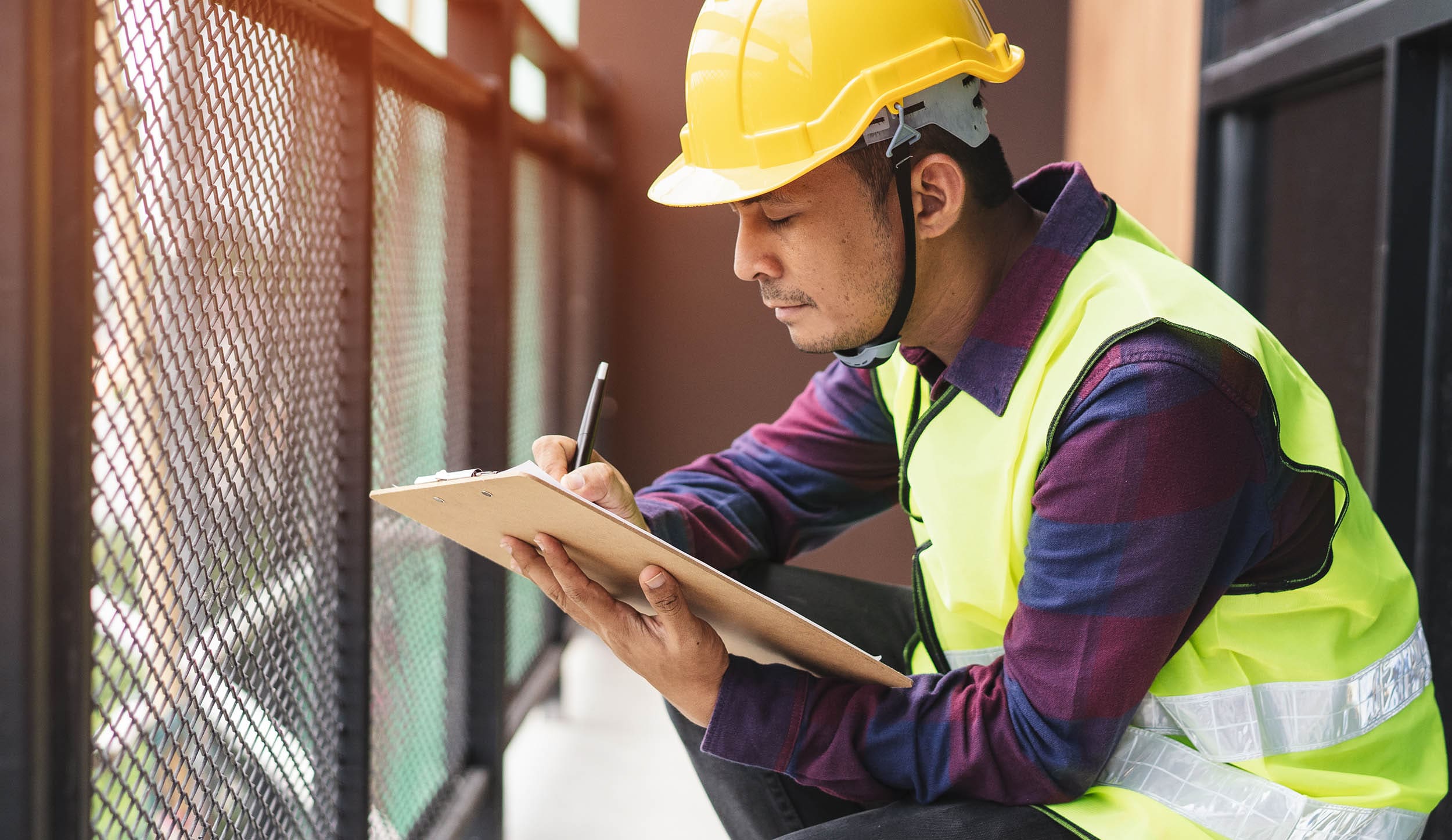 Licensed Expert Balcony Inspections Los Angeles Who Can Perform Balcony Inspections in Los Angeles?